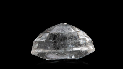 WHITE TOPAZ 5.82 CARATS