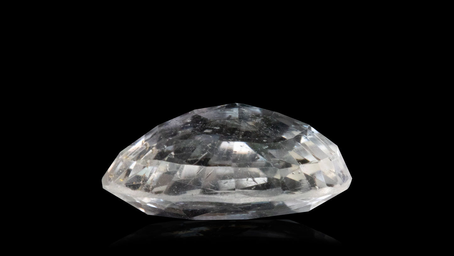 WHITE TOPAZ 4.80 CARATS