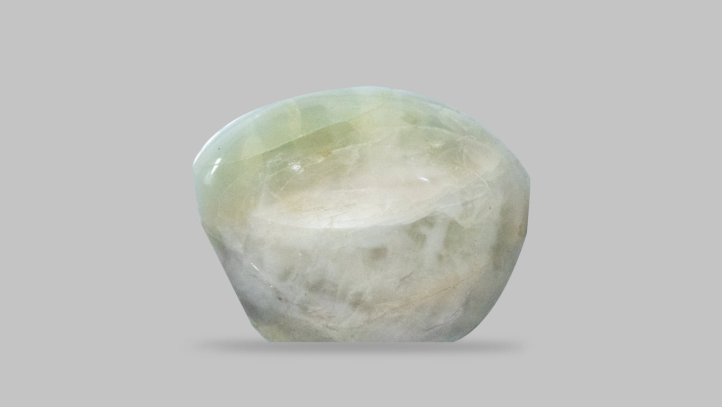 Natural Cat'S Eye (Lehsuniya) 7.06 Carats