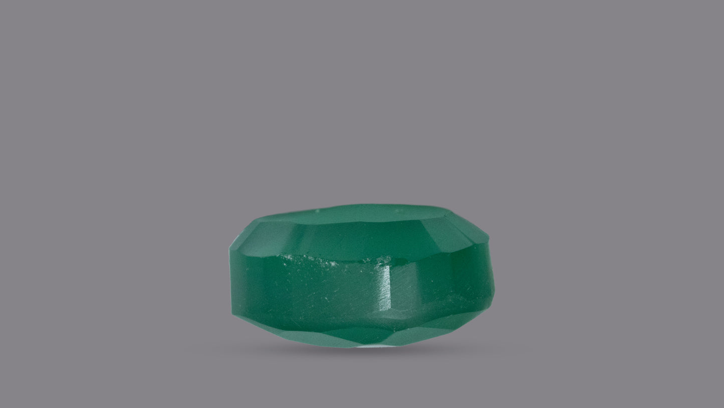 GREEN ONYX 6.23 CARATS