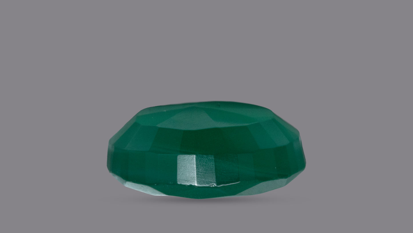 GREEN ONYX 8.64 CARATS