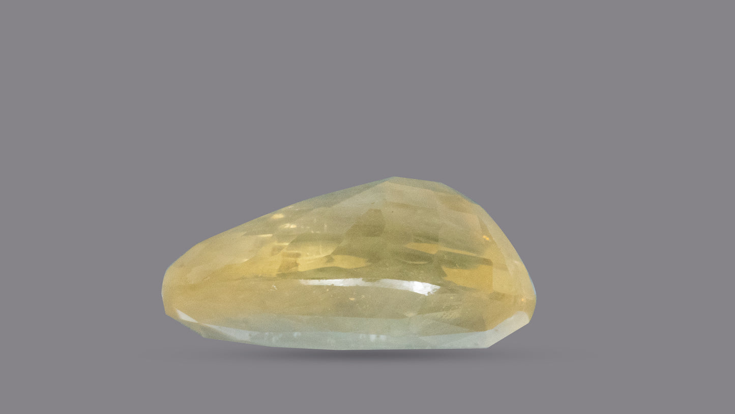 Natural Yellow Sapphire (Pukhraj) 6.71 Carats